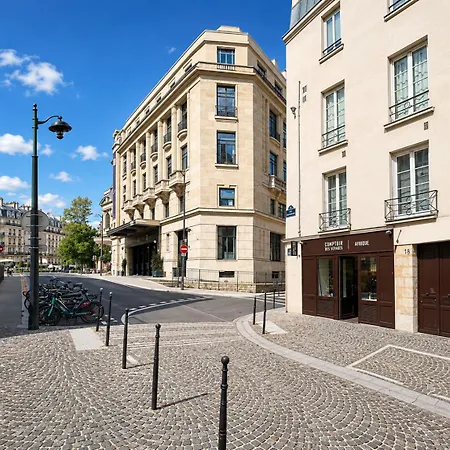 Joli Studio, Rue Calme, Prêt De Notre Dame De Appartement